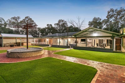/international/au/3-king-jarrah-rise-sawyers-valley-wa-151317120/