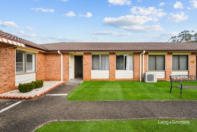 /international/au/17-26-turqouise-crescent-bossley-park-nsw-151564588/
