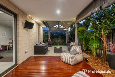 /international/au/11-buttermere-grange-aveley-wa-151163864/