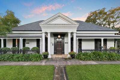 /international/au/23-25-regent-street-maitland-nsw-150233316/
