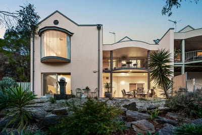 /international/au/2-cornish-court-lynton-sa-151448620/