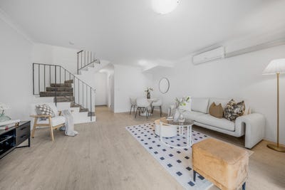 /international/au/22-22-24-taranto-road-marsfield-nsw-151596472/