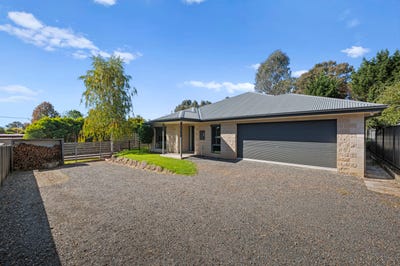 /international/au/9-farrall-court-mansfield-vic-150959044/