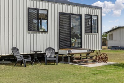 /international/au/3-brodie-street-nobby-qld-152612464/