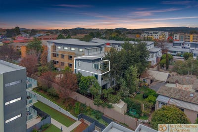 /international/au/39-3a-stornaway-road-queanbeyan-nsw-151511472/