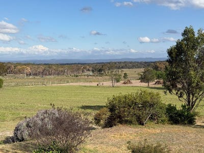 /international/au/17-minuti-lane-amiens-qld-152607016/