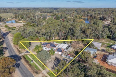 /international/au/77-murray-street-barham-nsw-151326080/