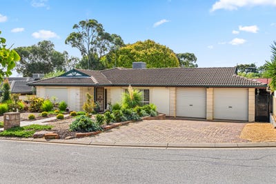 /international/au/29-cumbria-way-craigmore-sa-150960308/