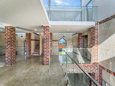 /international/au/195a-clontarf-road-hamilton-hill-wa-151325596/