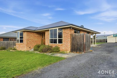 /international/au/16-madison-avenue-brighton-tas-151575844/
