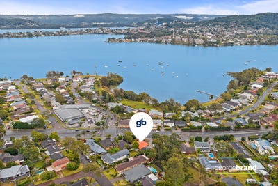 /international/au/1-208-avoca-drive-green-point-nsw-148563184/