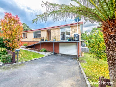 /international/au/3-19-garnett-street-blackmans-bay-tas-151359728/