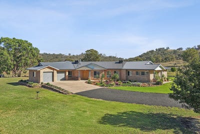 /international/au/204-uamby-road-gulgong-nsw-700402484/