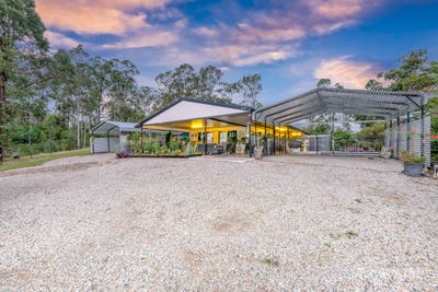 /international/au/72-alcharinjah-drive-dalysford-qld-148057472/?lang=en