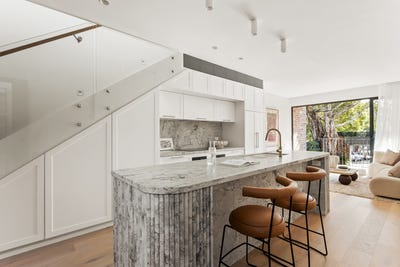 /international/au/39-holmwood-street-newtown-nsw-151190696/