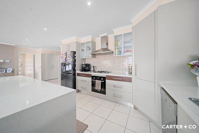 /international/au/4-alison-ashby-crescent-banks-act-150940928/