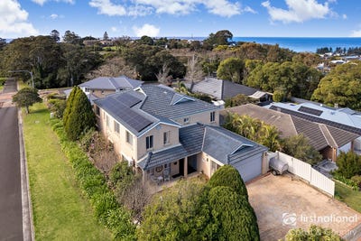 /international/au/19-old-saddleback-road-kiama-nsw-152089272/