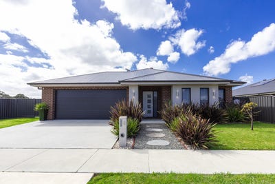 /international/au/9-hardie-place-stratford-vic-152566604/