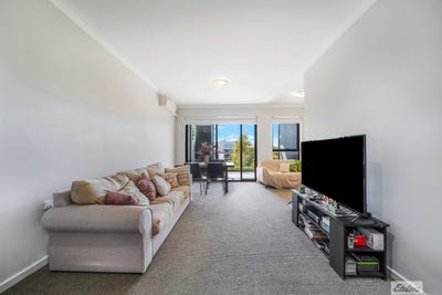 /international/au/402-38-42-chamberlain-street-campbelltown-nsw-152400112/