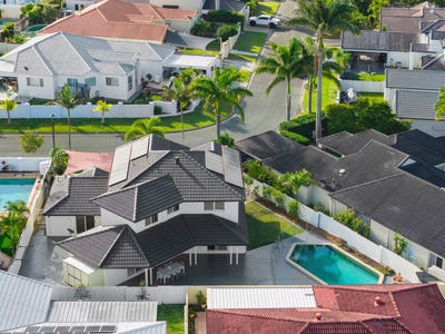 /international/au/34-christa-way-benowa-waters-qld-152220624/
