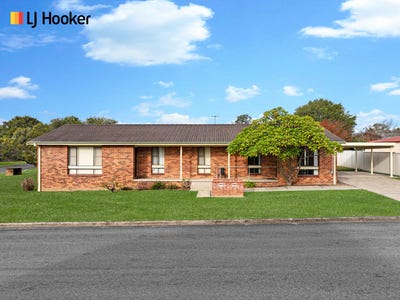 /international/au/1-spain-street-north-nowra-nsw-151441328/