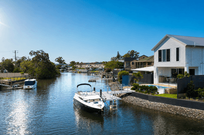 /international/au/1-13-perry-place-biggera-waters-qld-151422152/