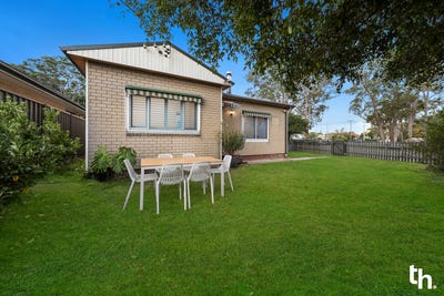 /international/au/2-impala-street-edgeworth-nsw-151415080/