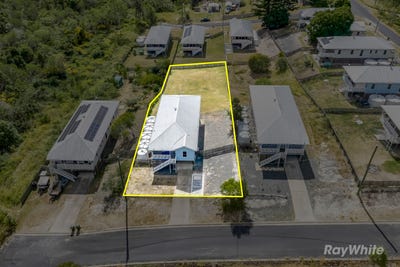/international/au/4-shand-street-mount-perry-qld-151034712/