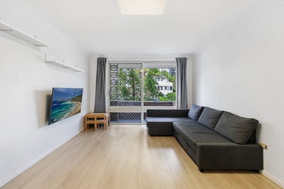 /international/au/7-17-19-edgeworth-david-avenue-hornsby-nsw-151210824/