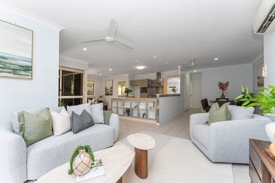 /international/au/17-timbury-way-mount-louisa-qld-152614884/