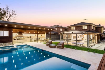 /international/au/18-hydebrae-street-strathfield-nsw-152307744/
