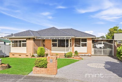 /international/au/11-diane-close-greenacre-nsw-152526892/