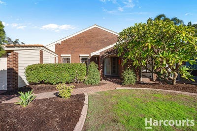 /international/au/2-poimena-mews-kingsley-wa-148446956/