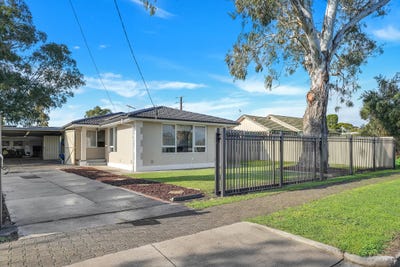 /international/au/10-cushen-street-smithfield-plains-sa-152045864/