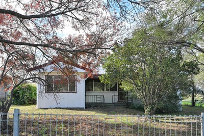 /international/au/14-wilga-street-dunedoo-nsw-700411644/
