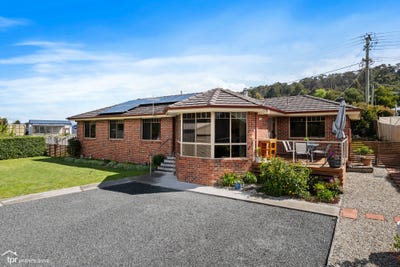 /international/au/4-old-apple-court-huonville-tas-152531228/