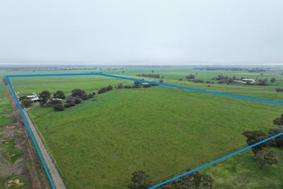 /international/au/121-dingee-road-rochester-vic-700413256/