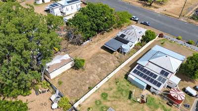 /international/au/15a-frederick-street-biggenden-qld-152649416/