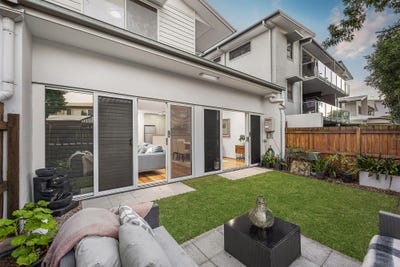 /international/au/2-18-olivia-street-northgate-qld-151401620/