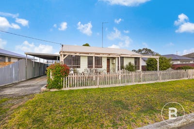 /international/au/111-foster-street-redan-vic-148537636/