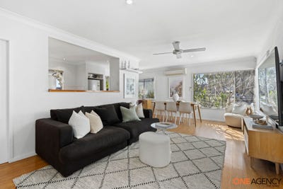 /international/au/42-liffey-place-woronora-nsw-148490552/