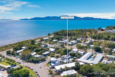 /international/au/5-19-ryan-street-north-ward-qld-151397160/