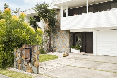 /international/au/154-white-street-graceville-qld-148352800/