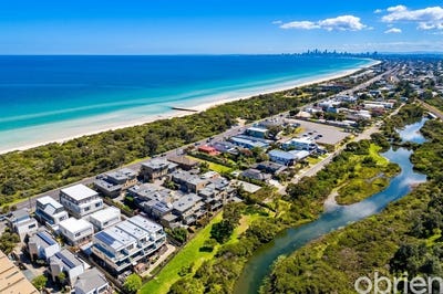 /international/au/19-39-41-nepean-highway-seaford-vic-152682600/