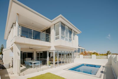 /international/au/7a-livonia-place-mullaloo-wa-152466412/