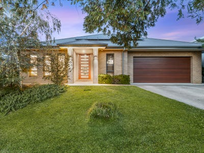 /international/au/16-coverdale-drive-wodonga-vic-151229484/