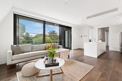 /international/au/106-186-bay-street-brighton-vic-148584356/