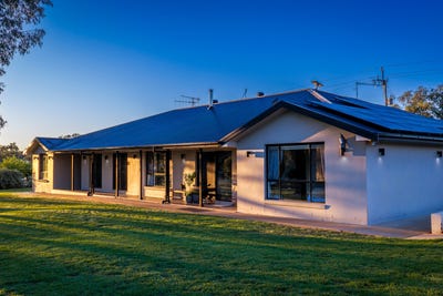 /international/au/29r-durraween-lane-dubbo-nsw-700428600/