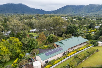 /international/au/11-norwood-court-highvale-qld-151407460/