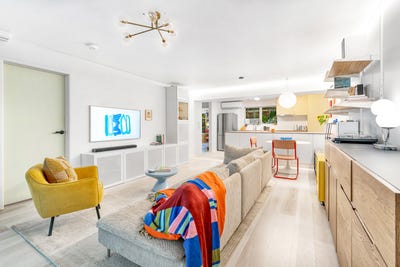 /international/au/10-7-landsborough-terrace-toowong-qld-151003920/